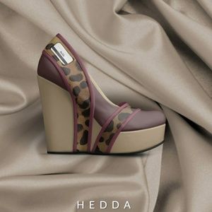 Hedda - Catwalker